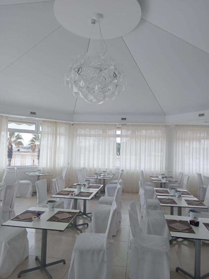 Hotel Lafayette Giovinazzo Kültér fotó
