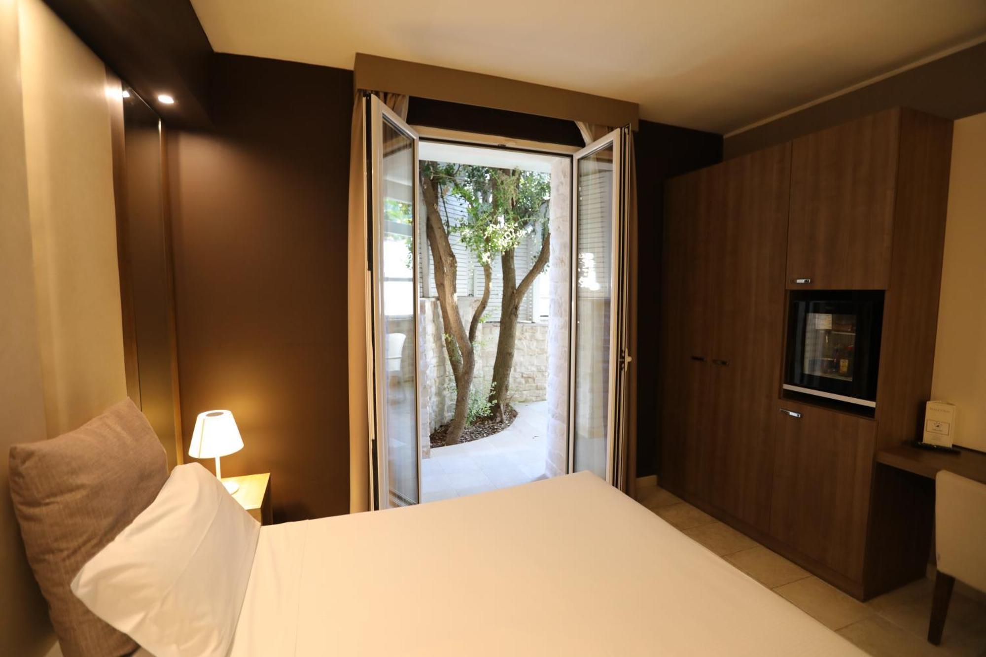 Hotel Lafayette Giovinazzo Kültér fotó
